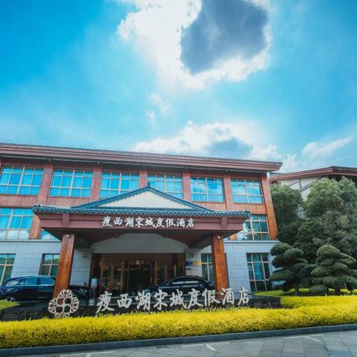 扬州慢 枕水而居，在盛夏赴一场江南清梦
